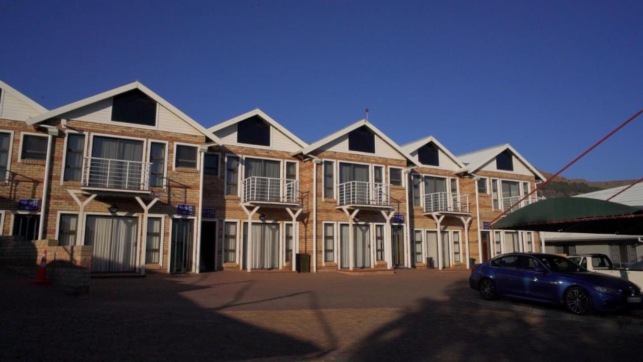 The Royal Courtyard Hotel Matatiele